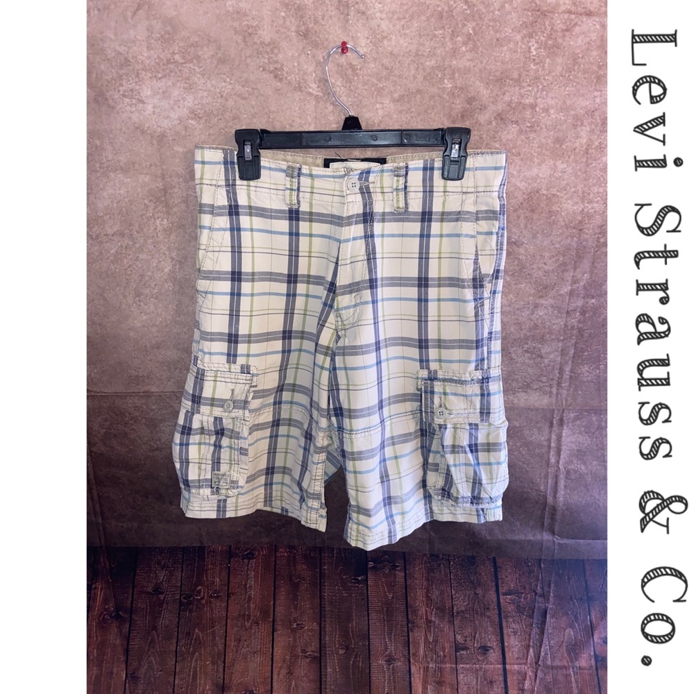Levi's Signature Cargo Shorts Plaid Mens 30” waist Cotton-EUC!!